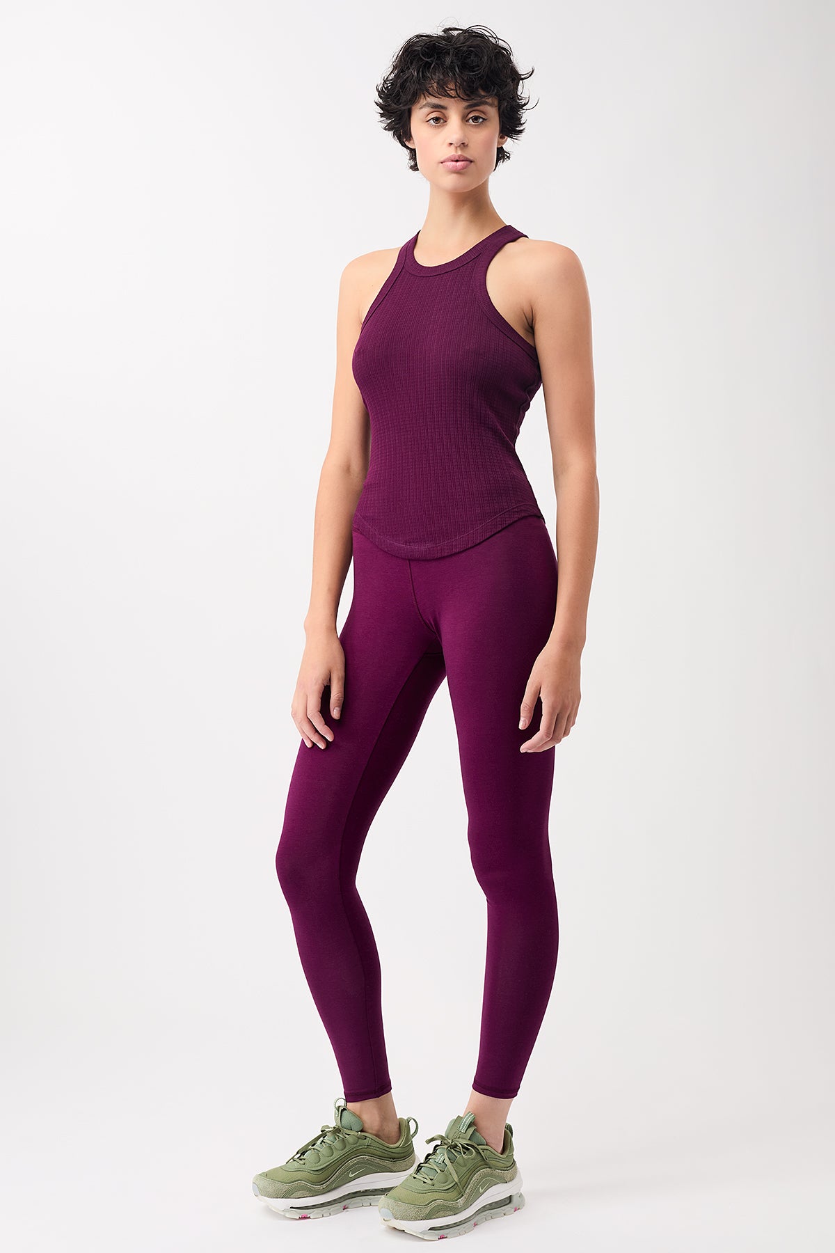 Mandala Fitness Pant Lila Outfit Front - Best Loved Legging