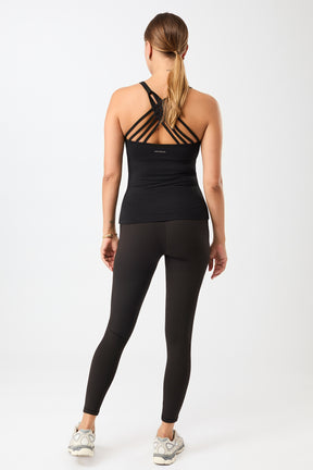 Mandala Fitness Top Schwarz Outfit Rückseite - Infinity Top