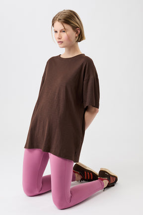 Mandala Fitness T-Shirt Braun Outfit Front - Boyfriend Tee